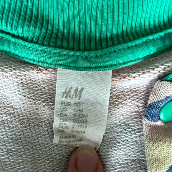 H&M multicolour jump suit 6-12 months play condition - Picture 3 of 5